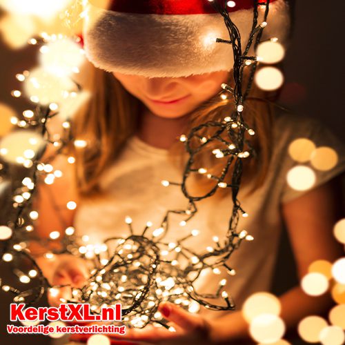 IJspegel kerstverlichting 360 LED extra warm wit (amber) 10.6 meter 8 functies en timer functie - Luksus