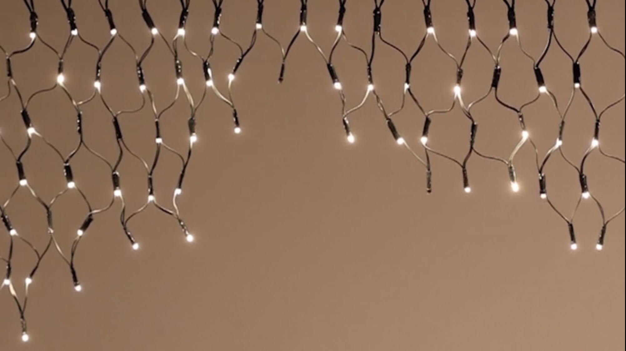 Gordijn kerstverlichting 3 meter warm wit 296 LED met flash/ twinkle functie - LUKSUS