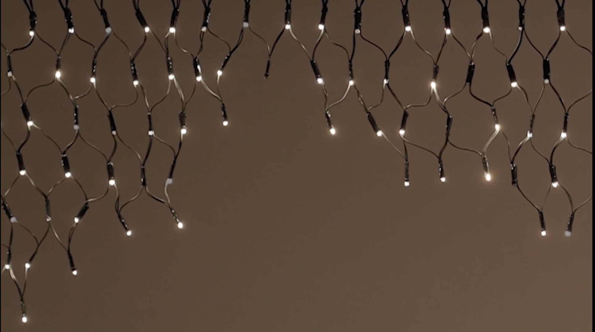 Gordijn kerstverlichting 3 meter warm wit 296 LED met flash/ twinkle functie - LUKSUS